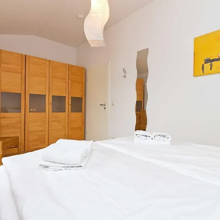 Residenz Bismarck - Apartement 14 *